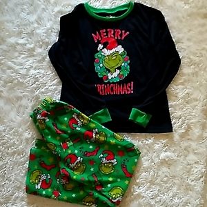 Grinch pajama set size 7/8